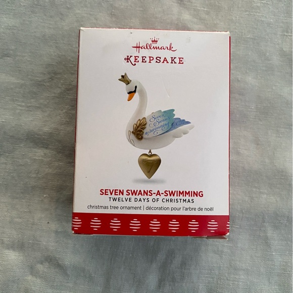 NWT Hallmark 2017 7 Seven Swans-A-Swimming 12 Days of Christmas bird ornament - Picture 4 of 7